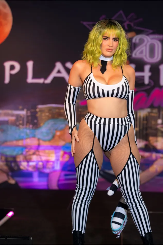 Forplay Female Sex Toys Exclusive Ghost with the most BEETLE inspo