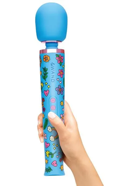 Le Wand Female Sex Toys LE WAND FEEL MY POWER WEDNESDAY SPECIAL EDITION WAND MASSAGER